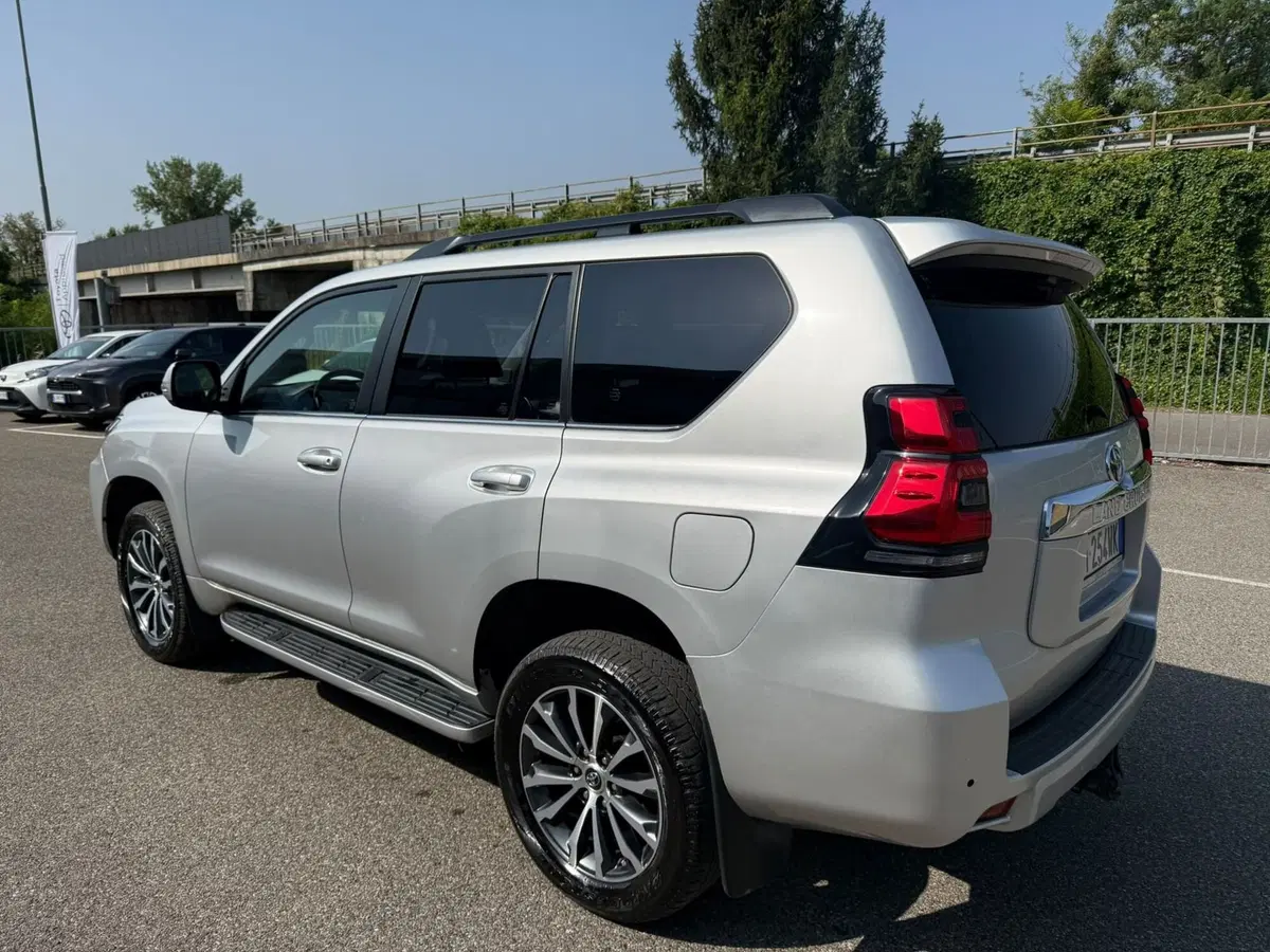 Toyota Land Cruiser usata a Piacenza (4)