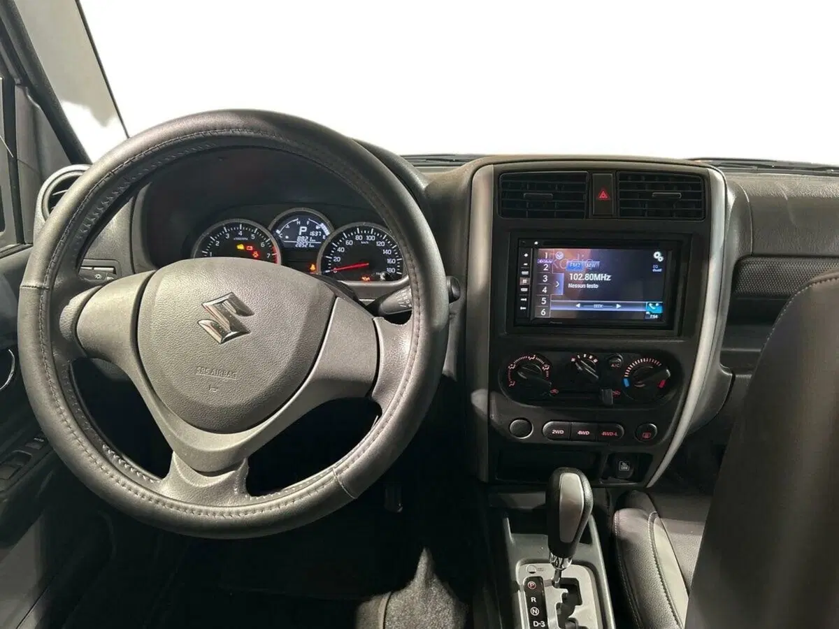 Suzuki Jimny usata a Lecco (8)