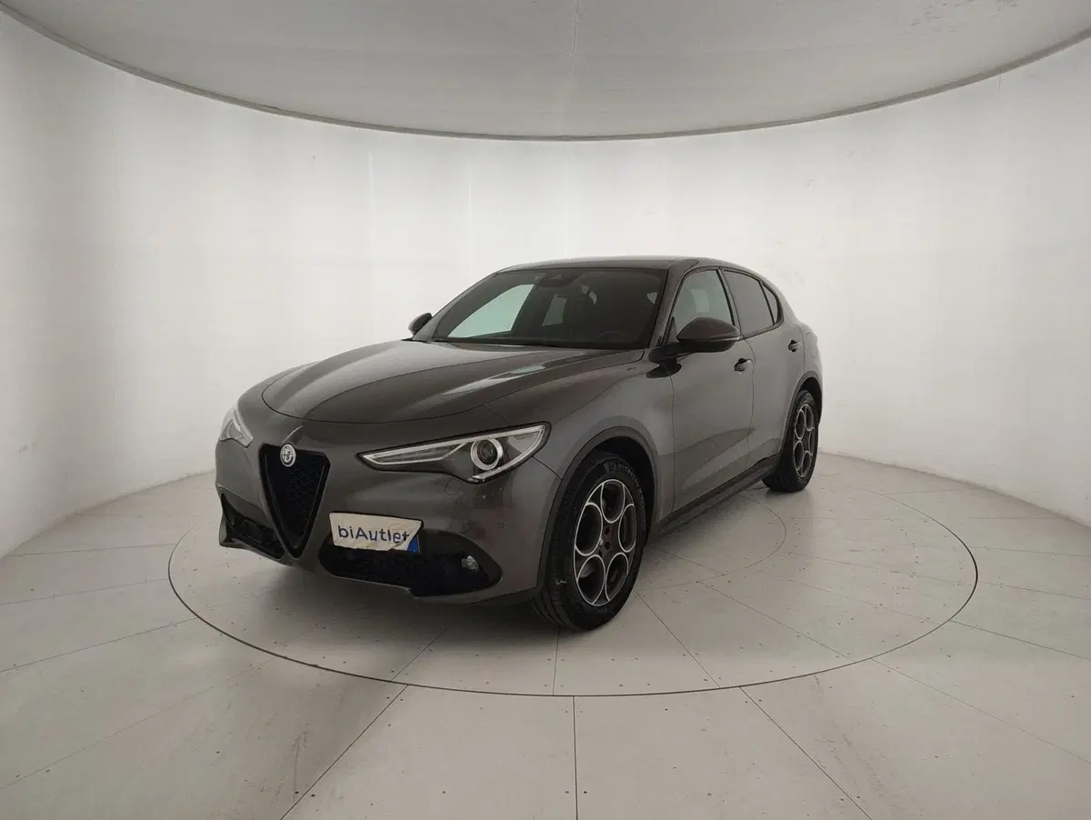 Alfa Romeo Stelvio usata a Alessandria