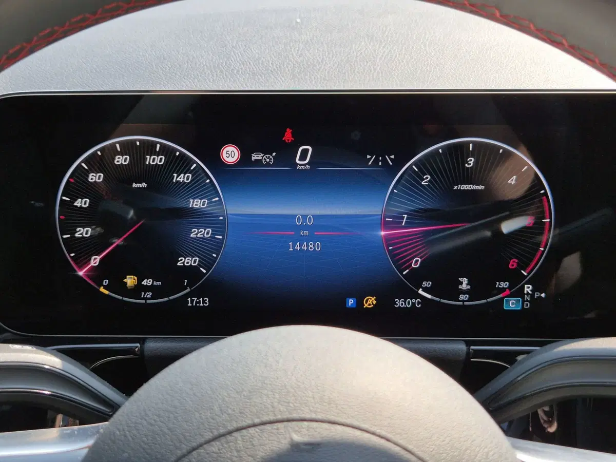 Mercedes-Benz GLA SUV usata  (14)