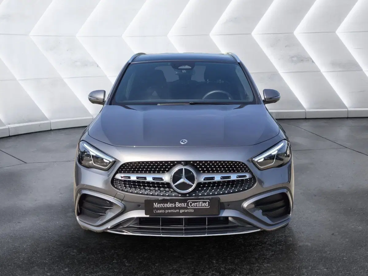 Mercedes-Benz GLA SUV usata  (2)