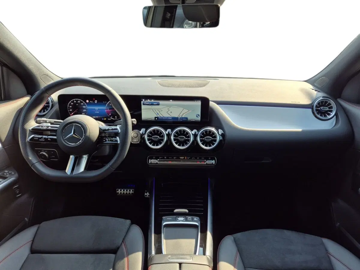 Mercedes-Benz GLA SUV usata  (8)