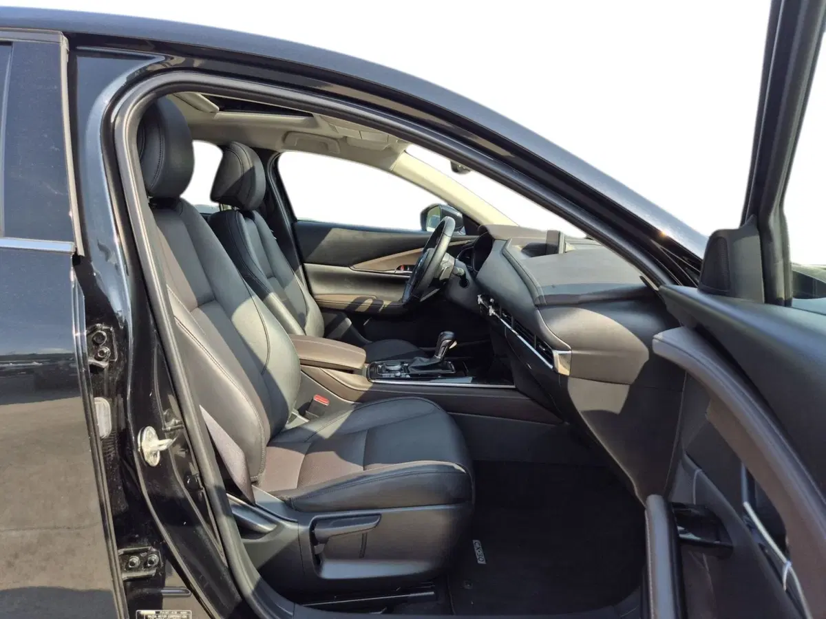 Mazda CX-30 usata  (9)