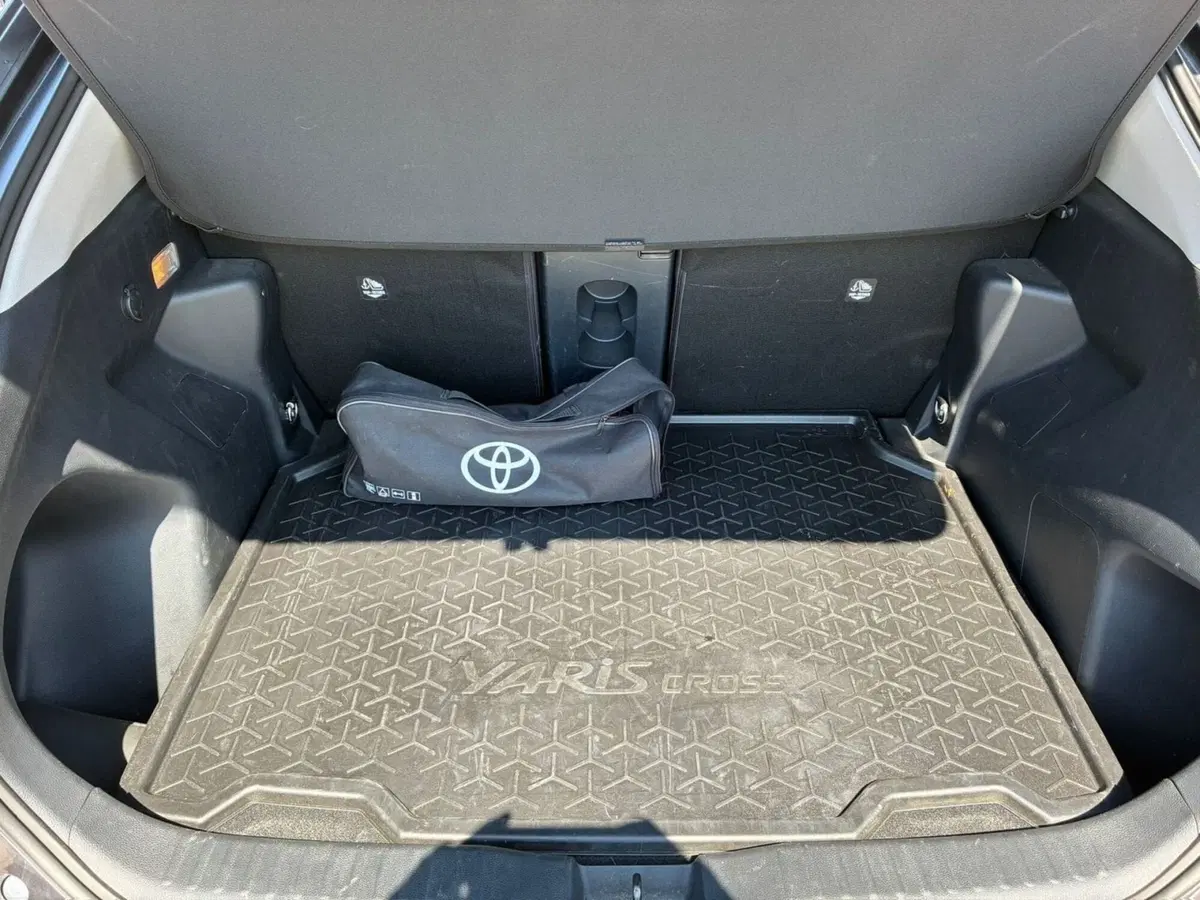 Toyota Yaris Cross usata a Prato (9)