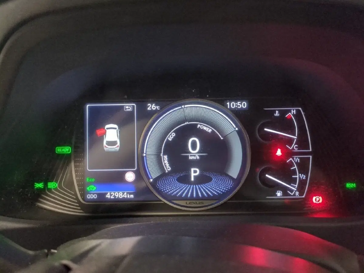 Lexus UX usata a Milano (12)