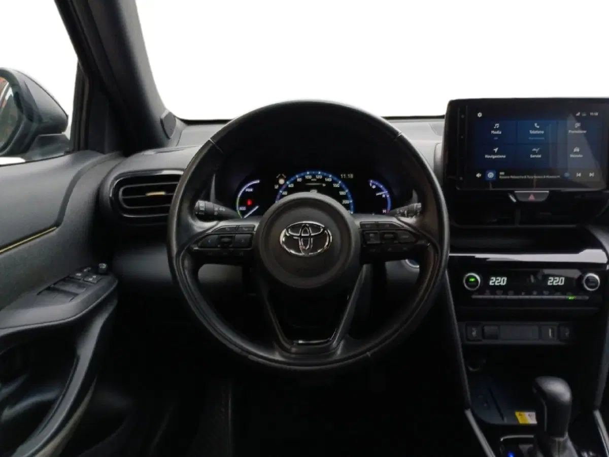 Toyota Yaris Cross usata a Milano (10)