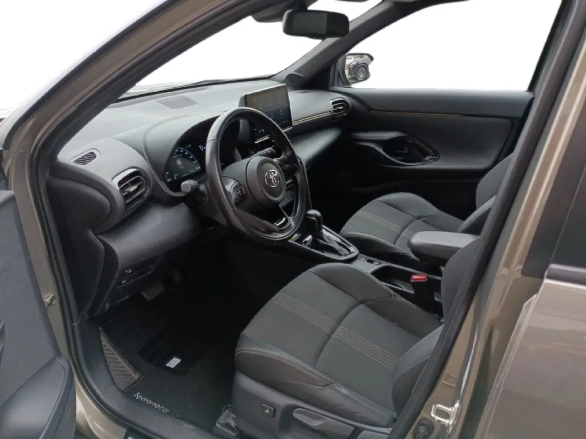Toyota Yaris Cross usata a Milano (15)