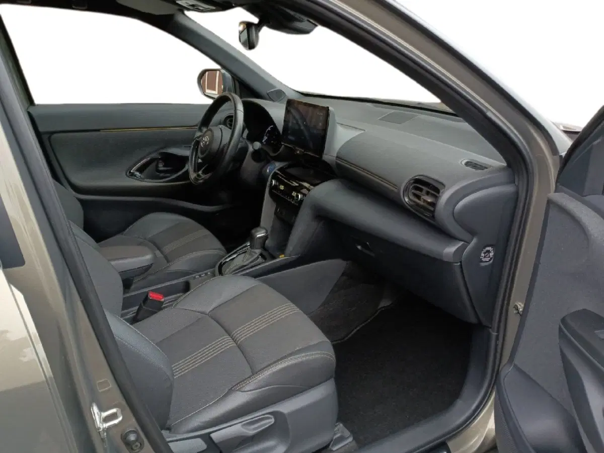 Toyota Yaris Cross usata a Milano (6)