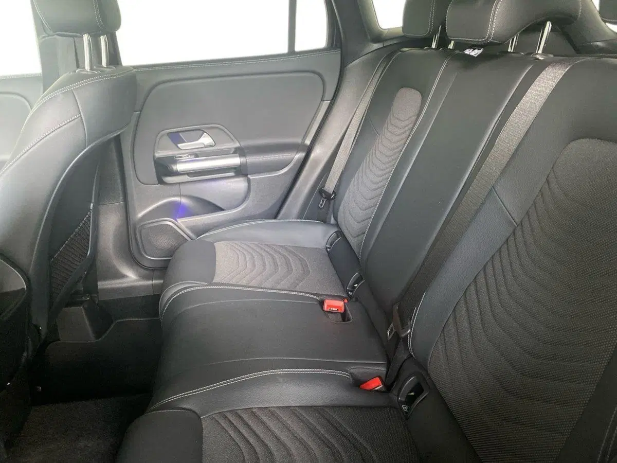 Mercedes-Benz GLA SUV usata a Bergamo (11)