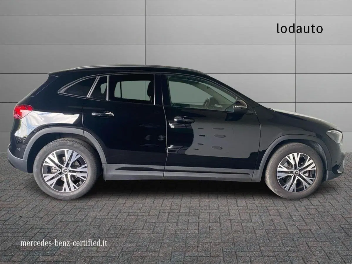 Mercedes-Benz GLA SUV usata a Bergamo (5)