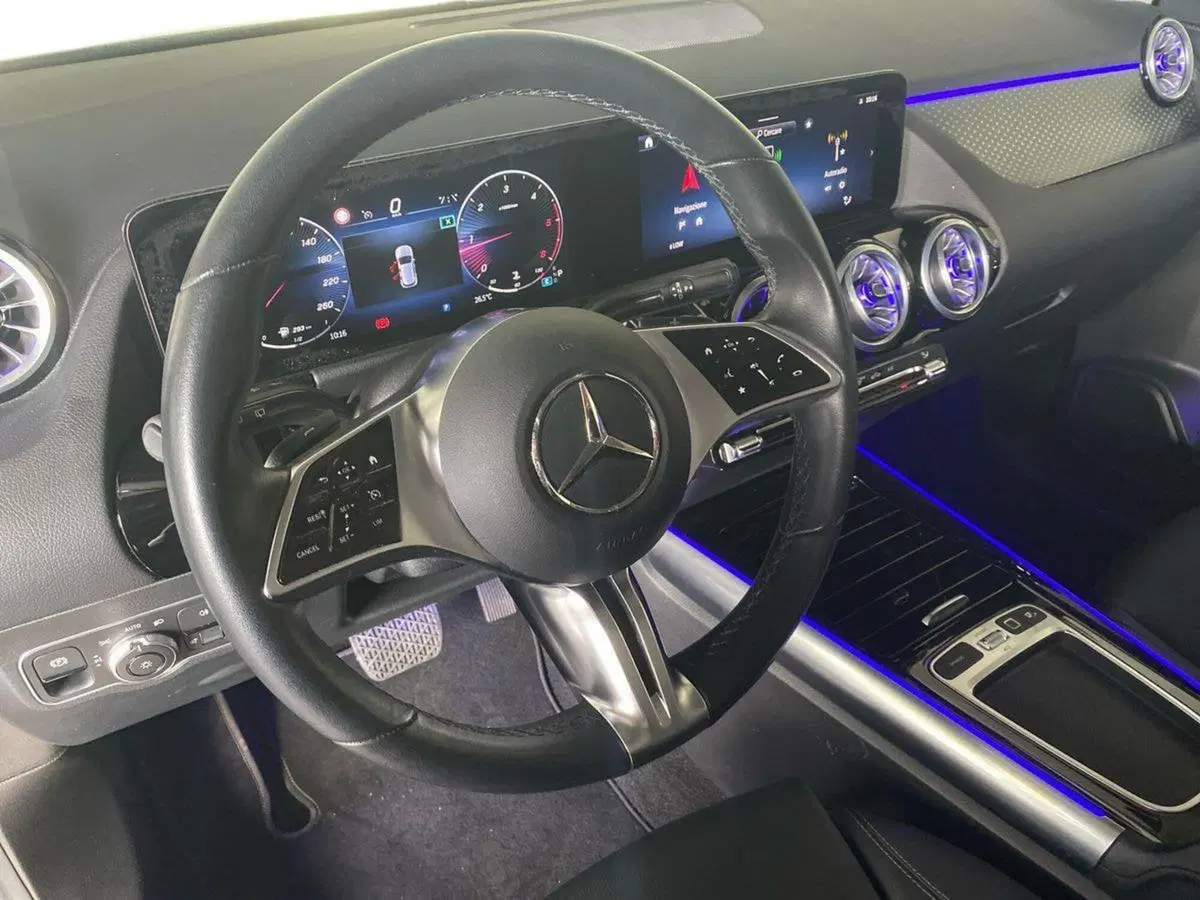 Mercedes-Benz GLA SUV usata a Bergamo (8)