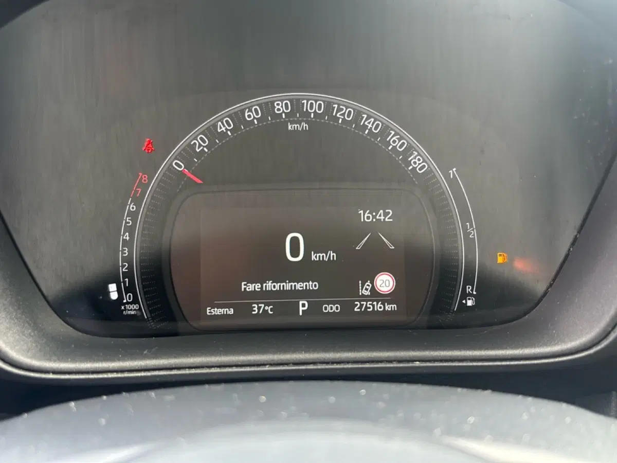 Toyota Aygo X usata a Bologna (10)