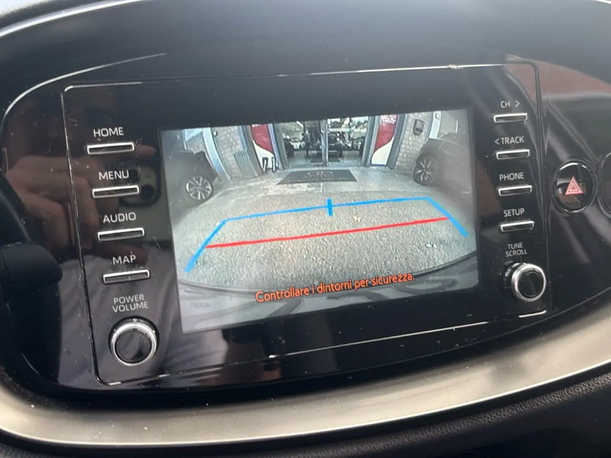 Toyota Aygo X usata a Bologna (12)