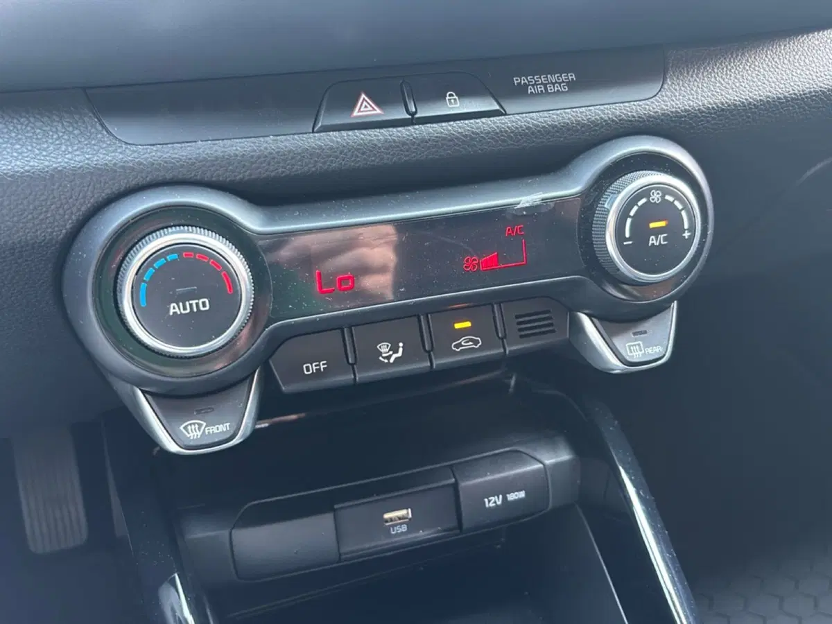 Kia Stonic usata a Bologna (14)
