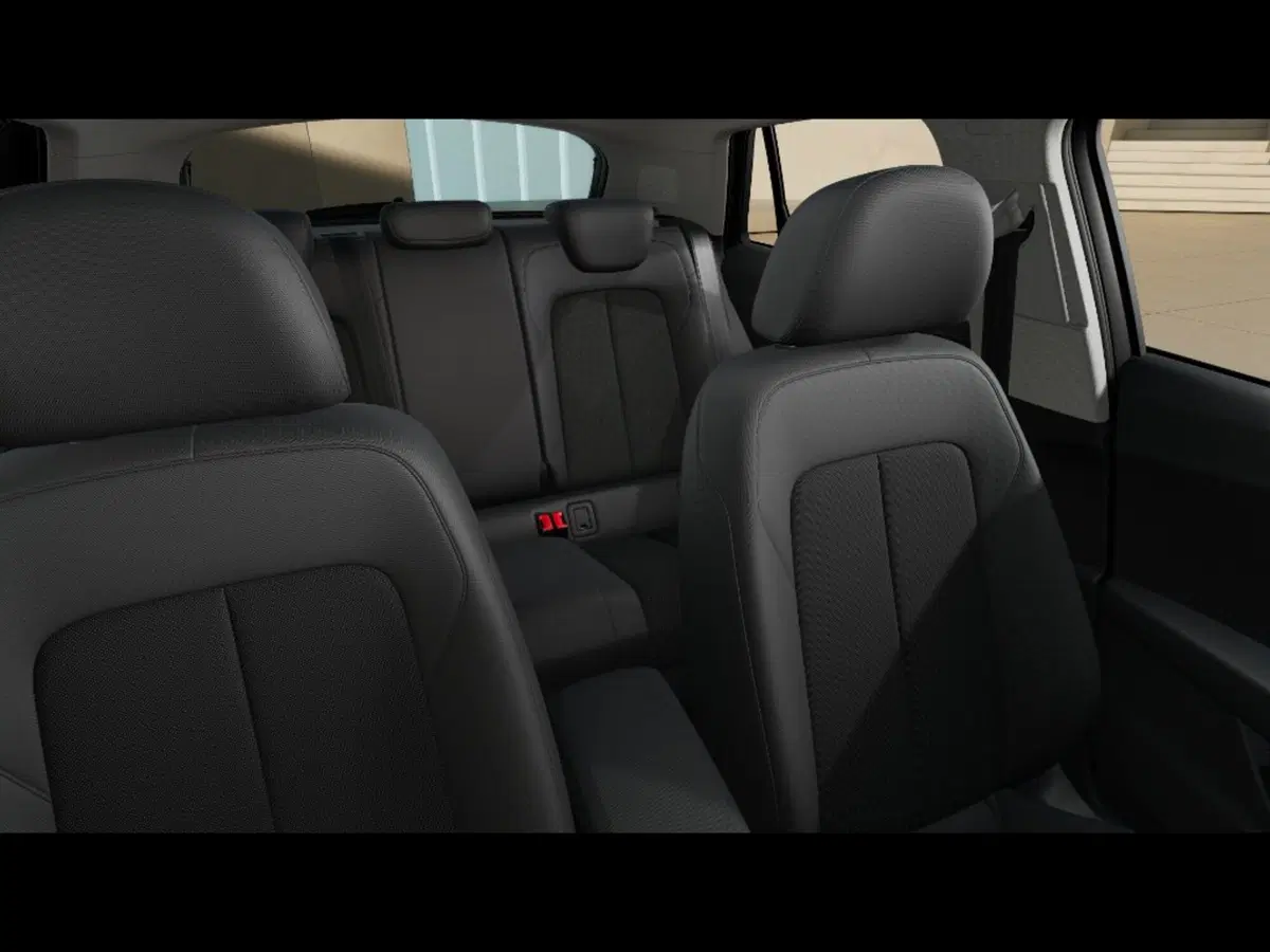 Audi Q2 nuova a Livorno (11)