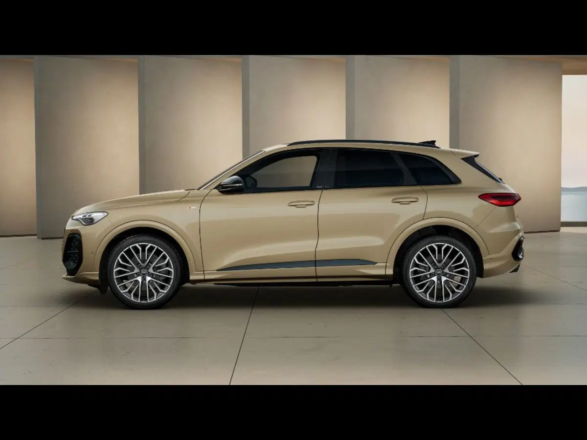 Audi Q5 nuova a Pisa (2)