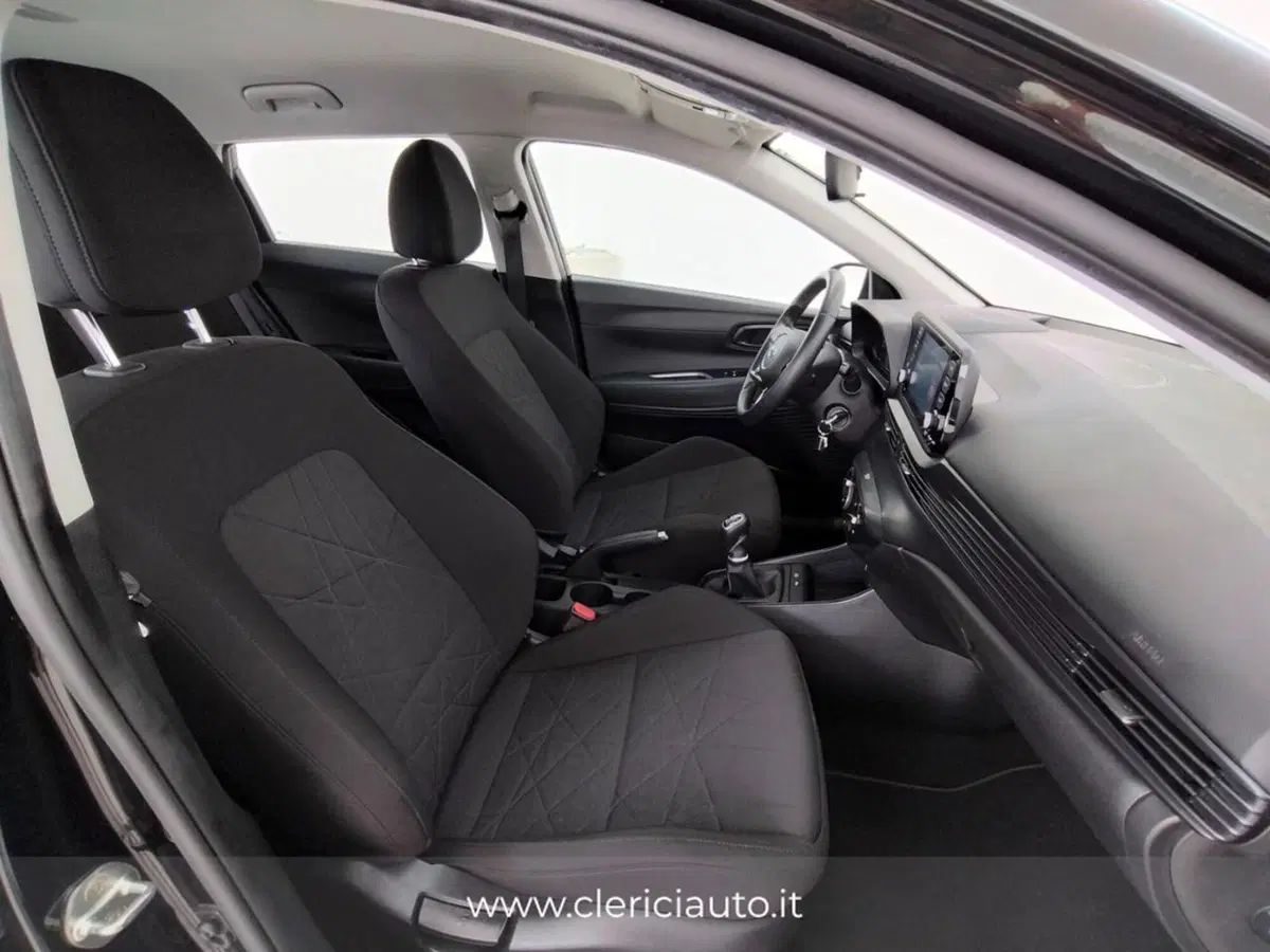 Hyundai Bayon usata a Como (3)