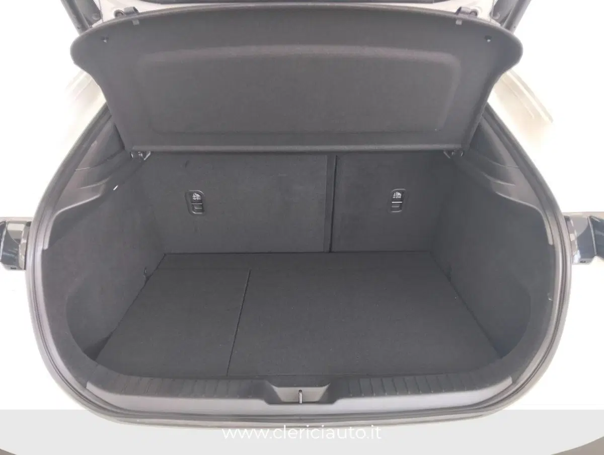 Mazda CX-30 usata a Como (16)
