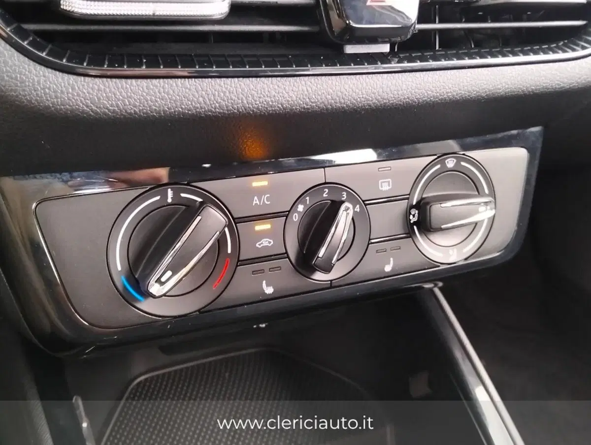 Skoda Fabia usata a Como (15)