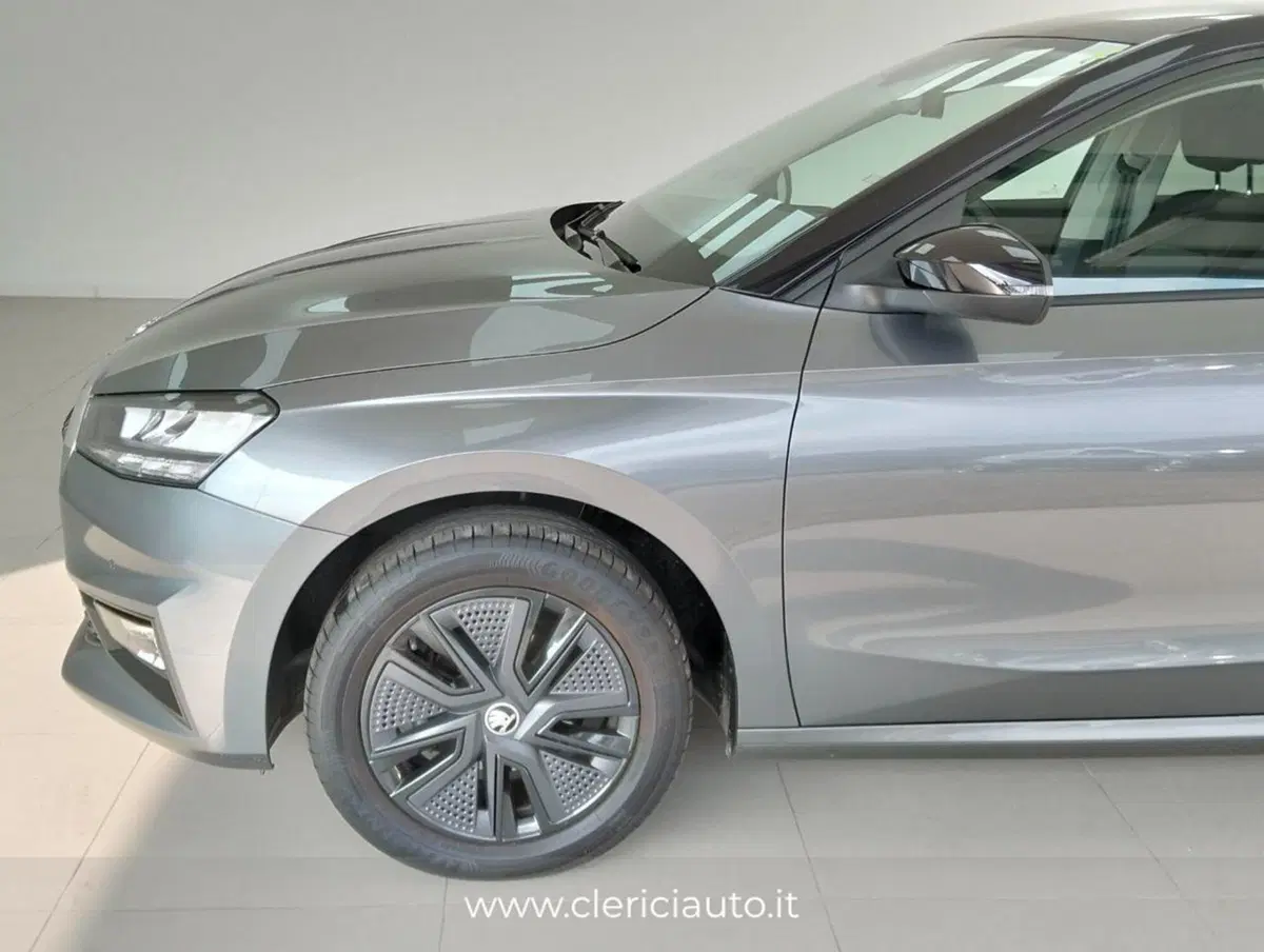 Skoda Fabia usata a Como (8)