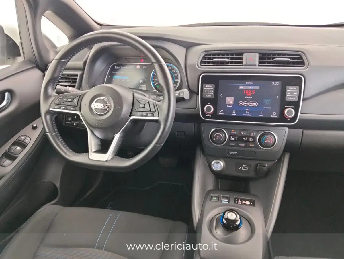 Nissan Leaf usata a Como (10)