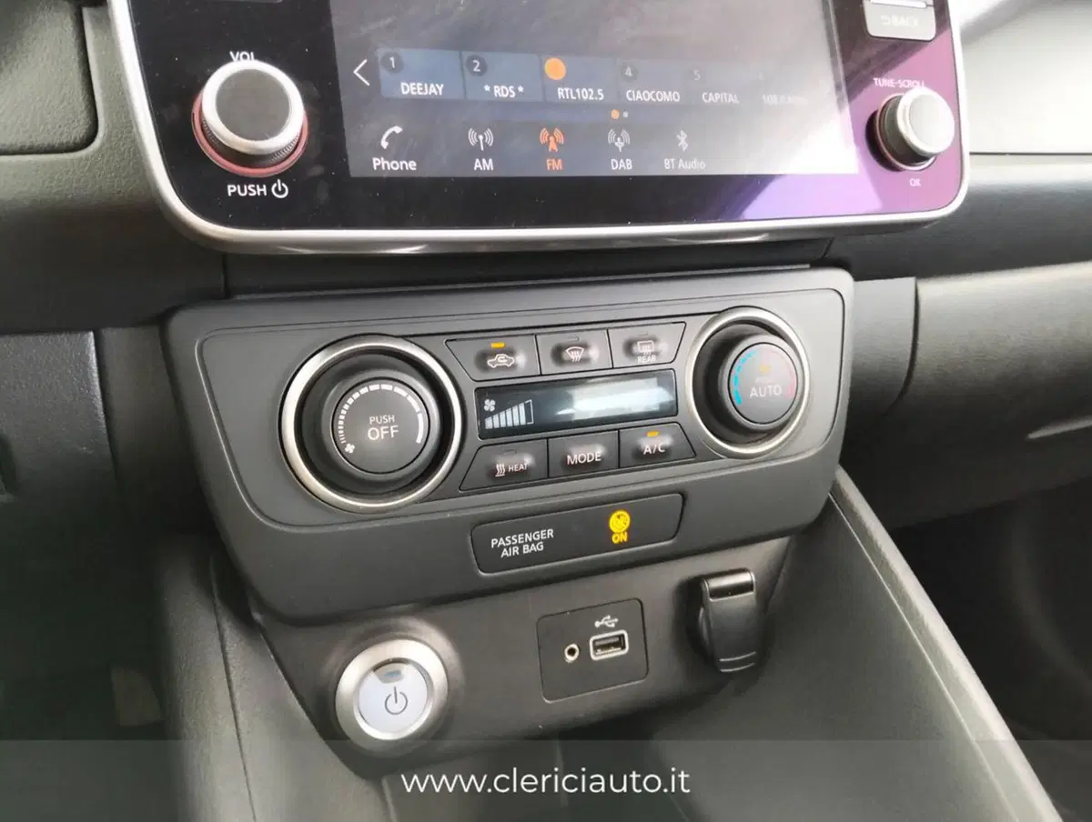 Nissan Leaf usata a Como (17)