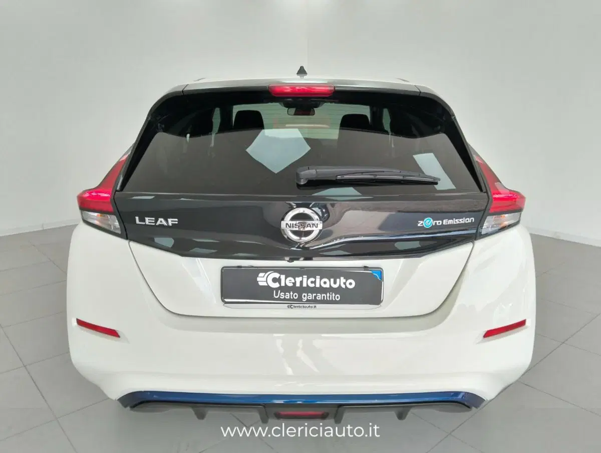 Nissan Leaf usata a Como (7)