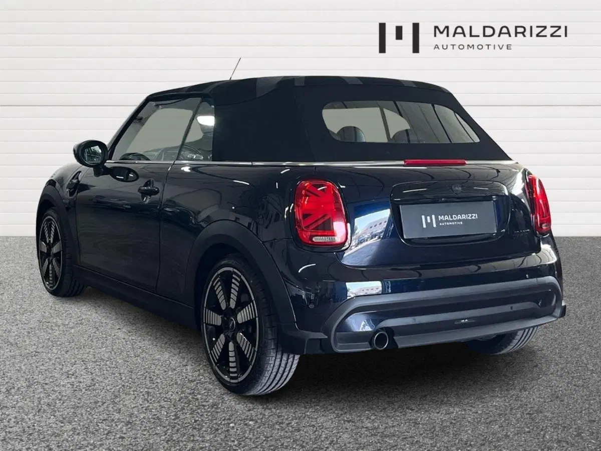 MINI Mini Cabrio usata a Bari (4)