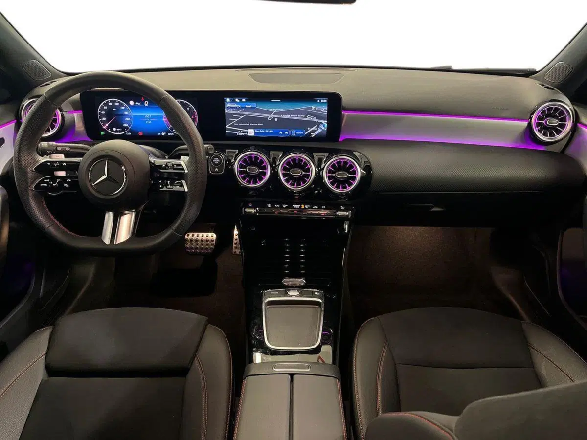 Mercedes-Benz Classe A usata a Milano (9)