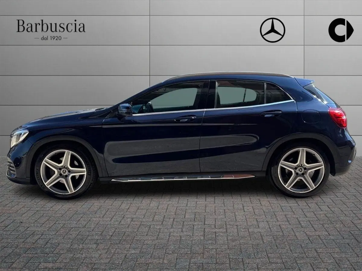 Mercedes-Benz GLA SUV usata a Pescara (5)