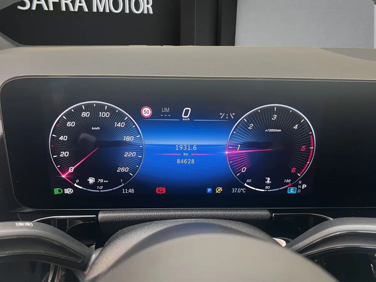 Mercedes-Benz GLA SUV usata a Cosenza (11)