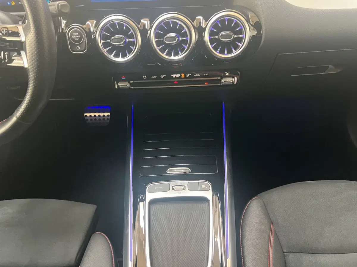 Mercedes-Benz GLA SUV usata a Cosenza (15)