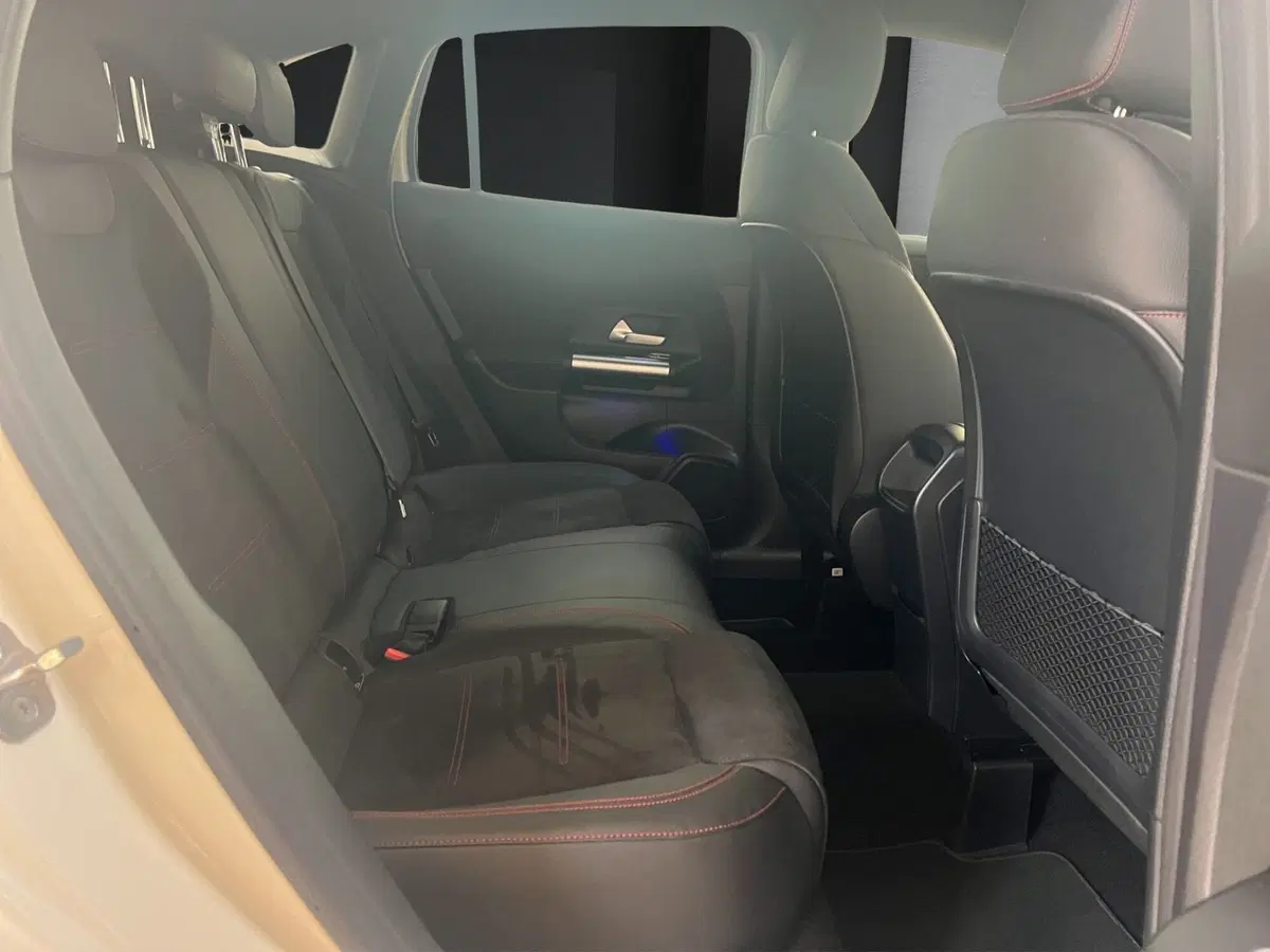 Mercedes-Benz GLA SUV usata a Cosenza (19)