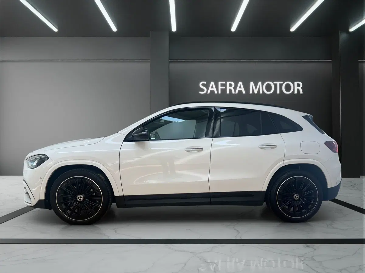 Mercedes-Benz GLA SUV usata a Cosenza (3)