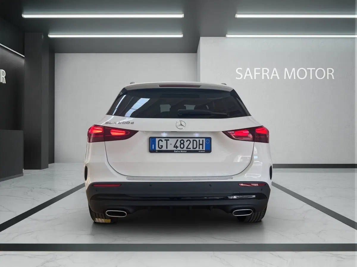 Mercedes-Benz GLA SUV usata a Cosenza (5)