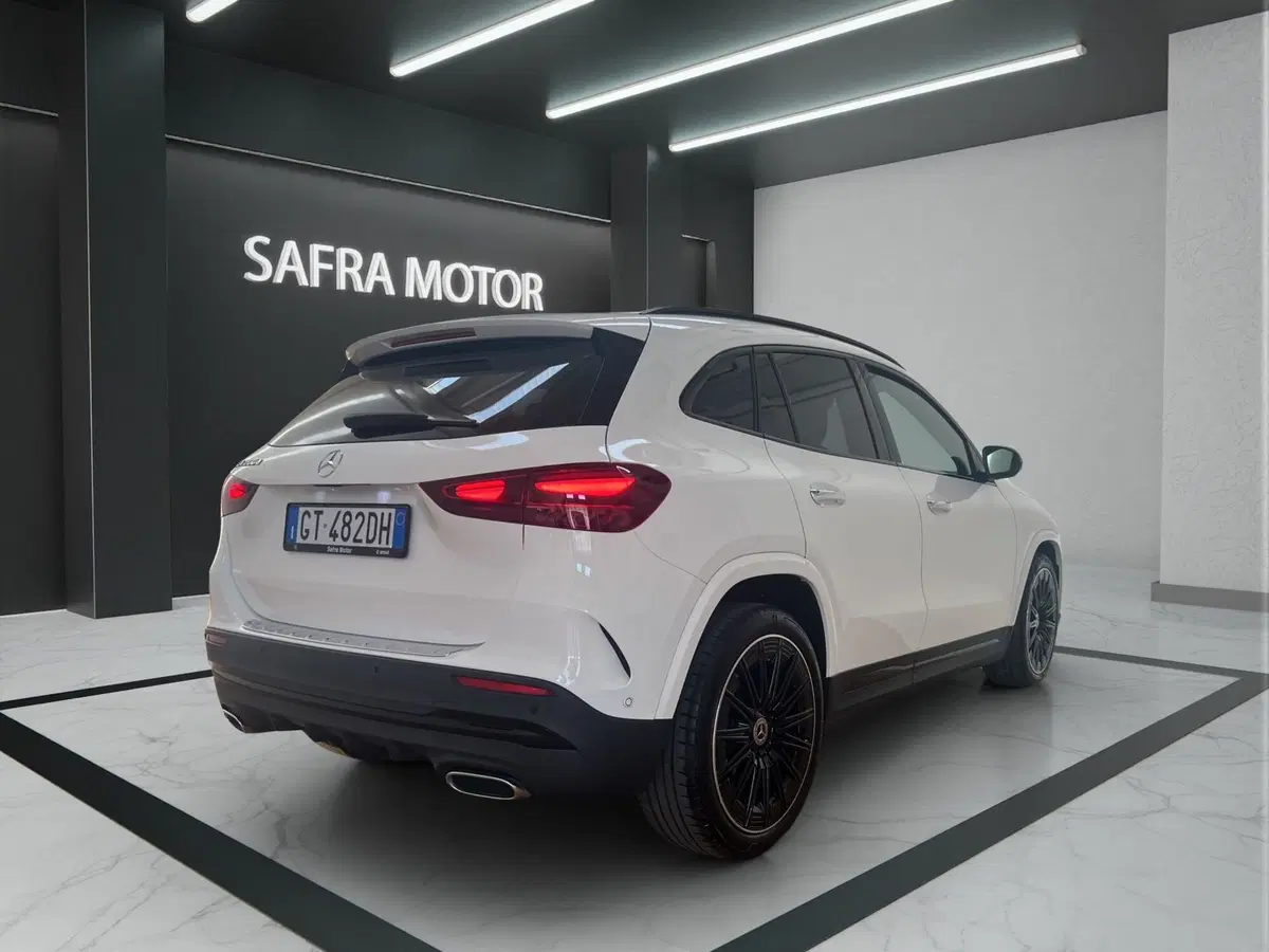 Mercedes-Benz GLA SUV usata a Cosenza (6)