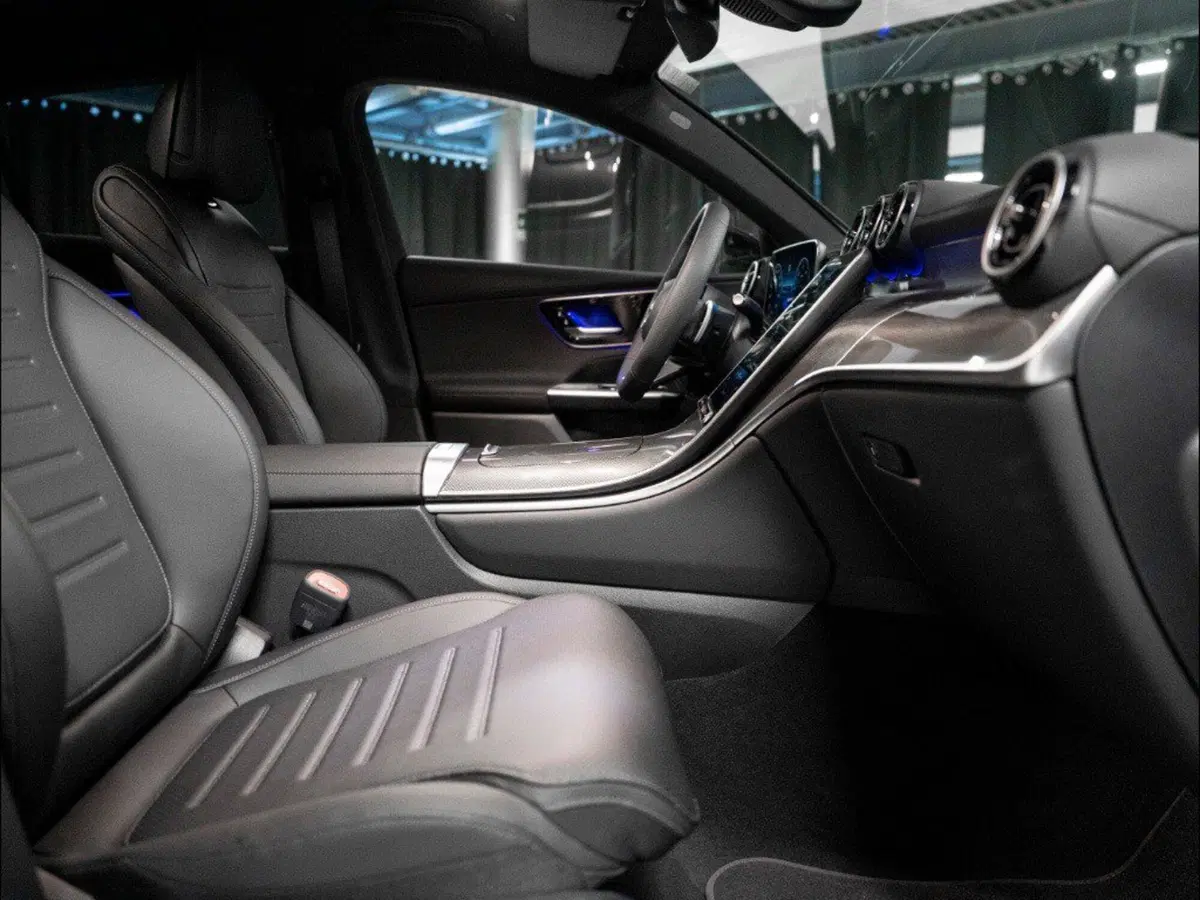 Mercedes-Benz GLC Coupé nuova a Ancona (11)