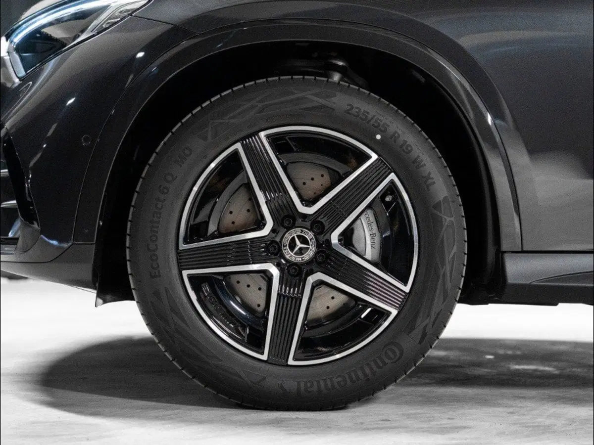 Mercedes-Benz GLC Coupé nuova a Ancona (7)