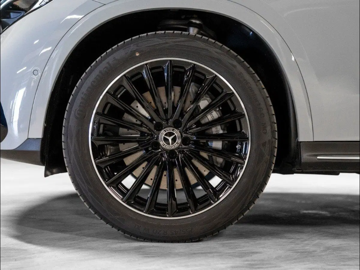 Mercedes-Benz GLC Coupé nuova a Ancona (7)