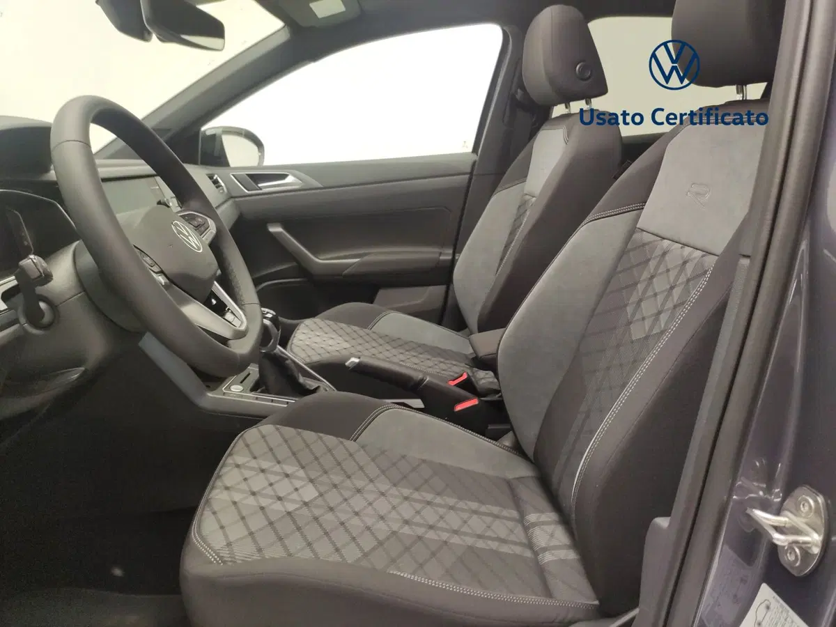 Volkswagen Taigo nuova a Avellino (19)