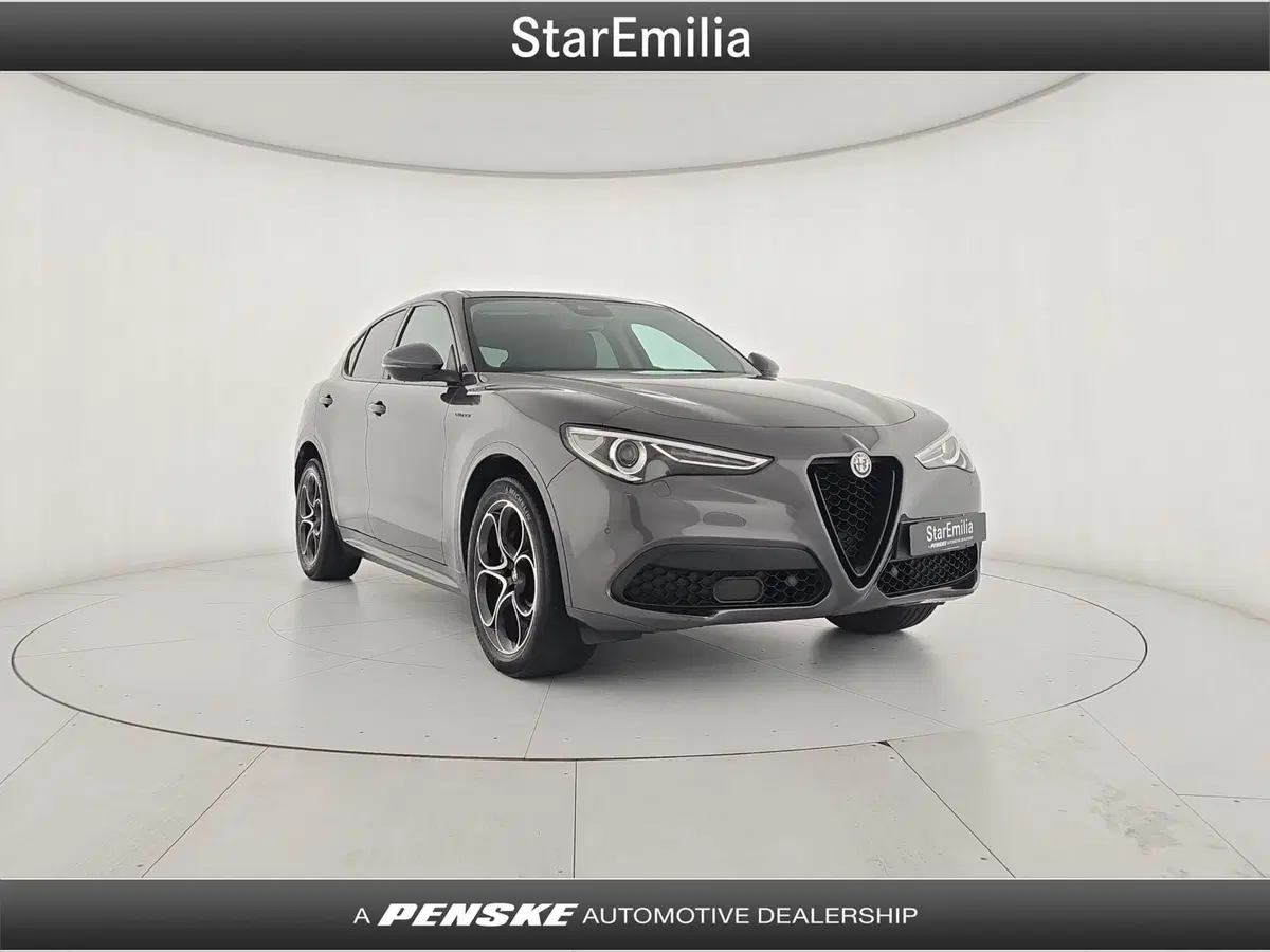 Alfa Romeo Stelvio usata a Bologna (6)