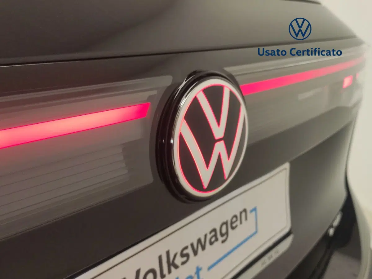 Volkswagen Tiguan nuova a Avellino (14)
