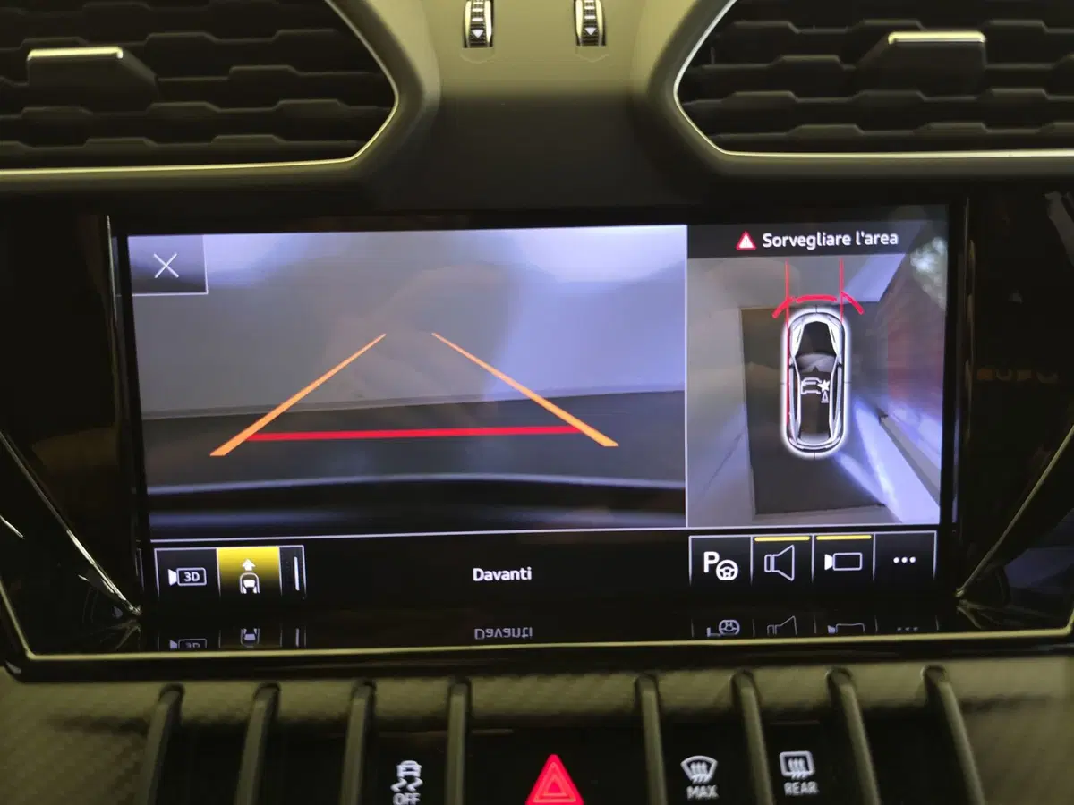 Lamborghini Urus usata a Bologna (11)