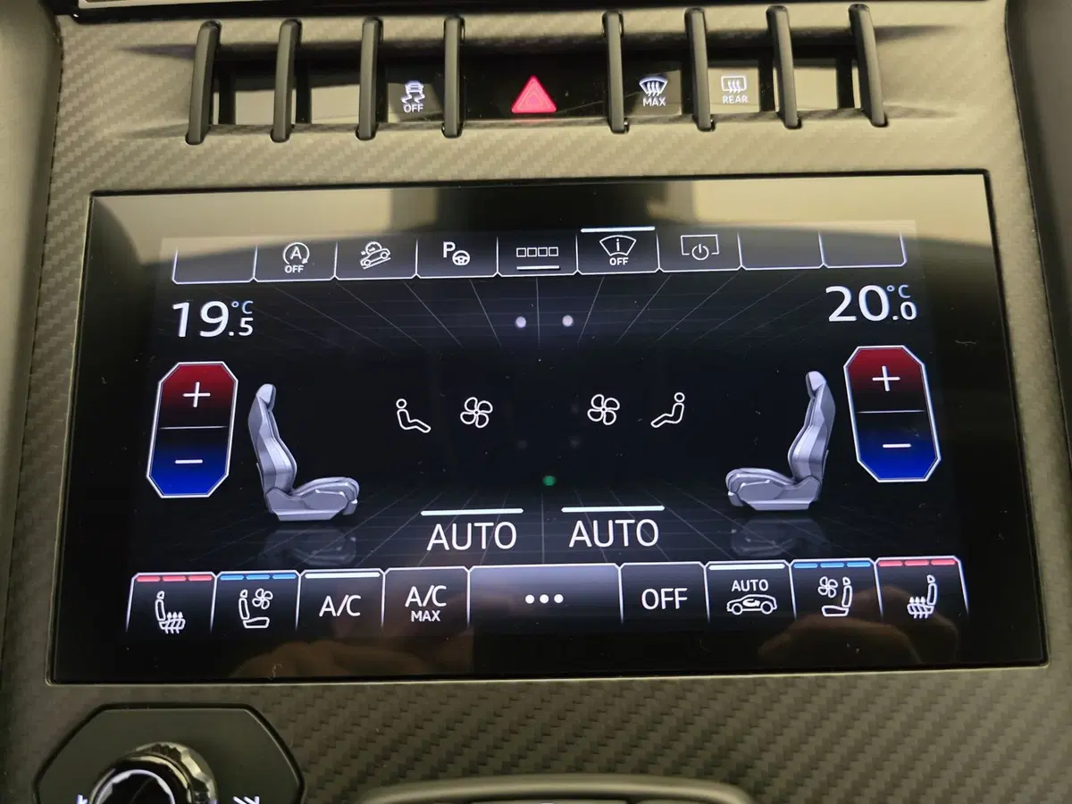 Lamborghini Urus usata a Bologna (13)