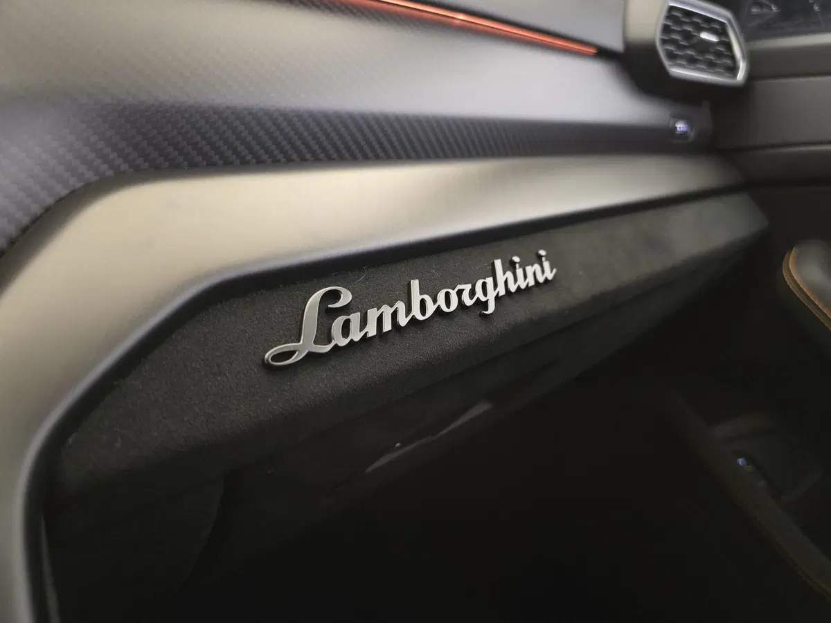 Lamborghini Urus usata a Bologna (16)