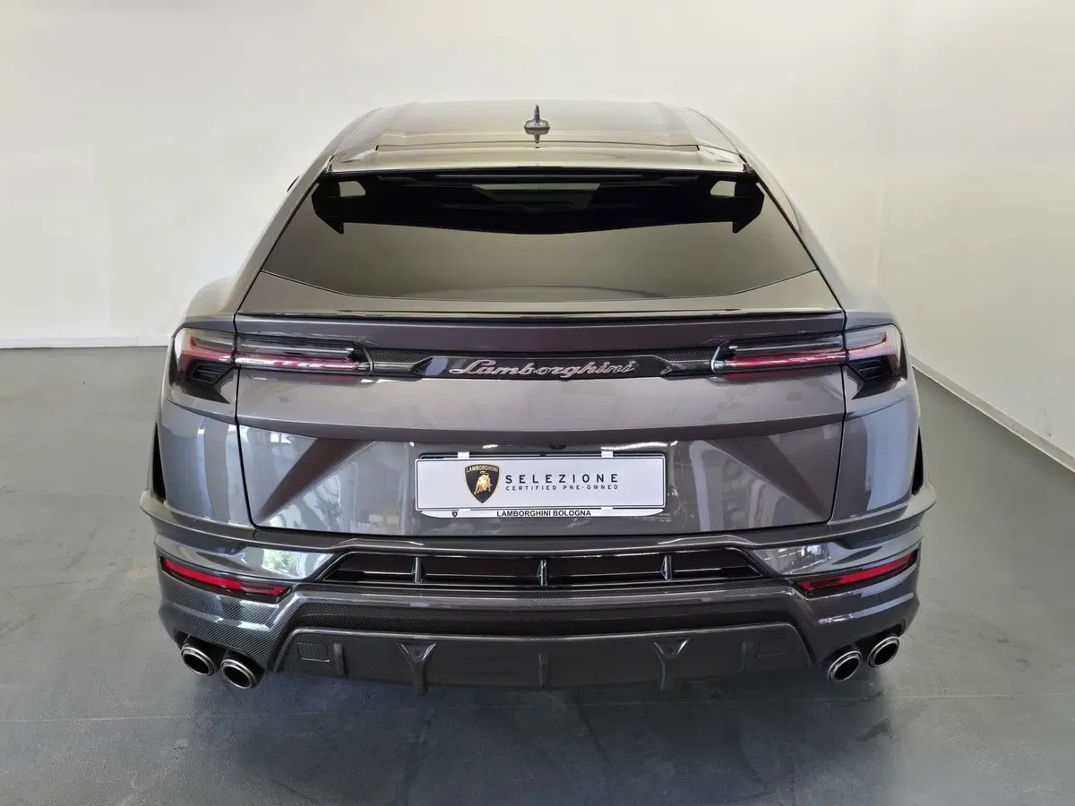 Lamborghini Urus usata a Bologna (4)