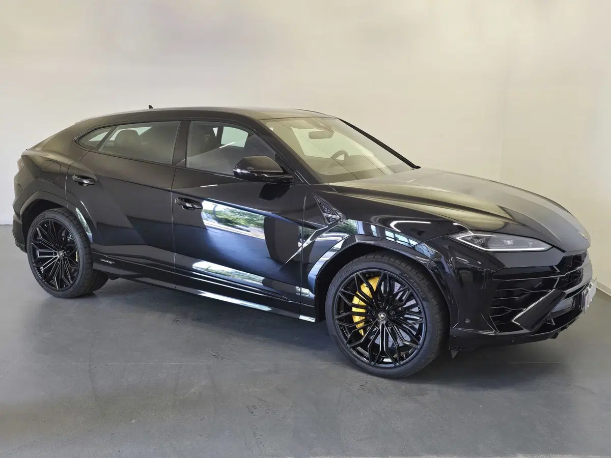 Lamborghini Urus usata a Bologna