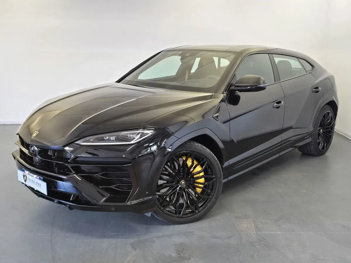 Lamborghini Urus usata a Bologna (10)