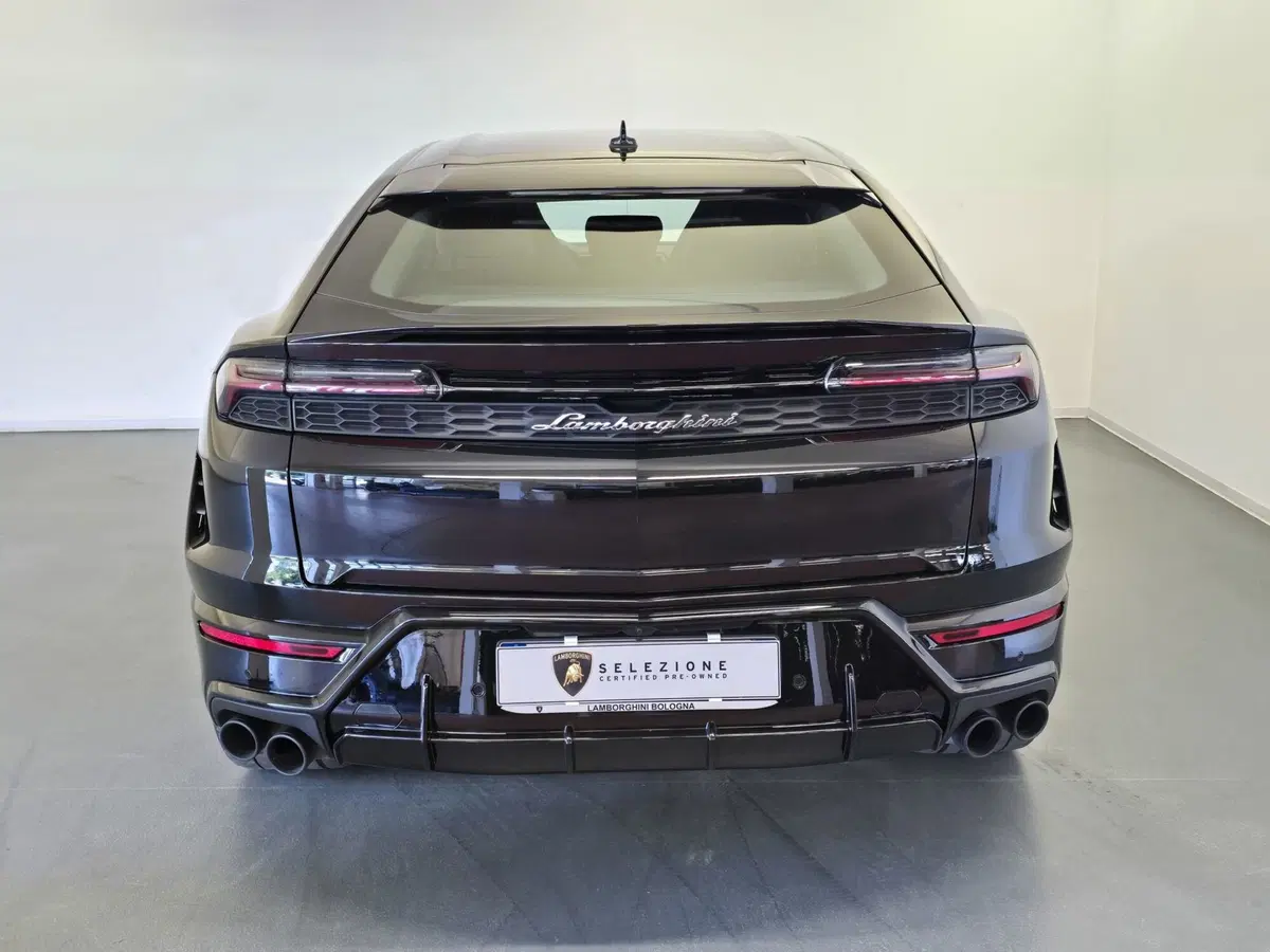 Lamborghini Urus usata a Bologna (4)