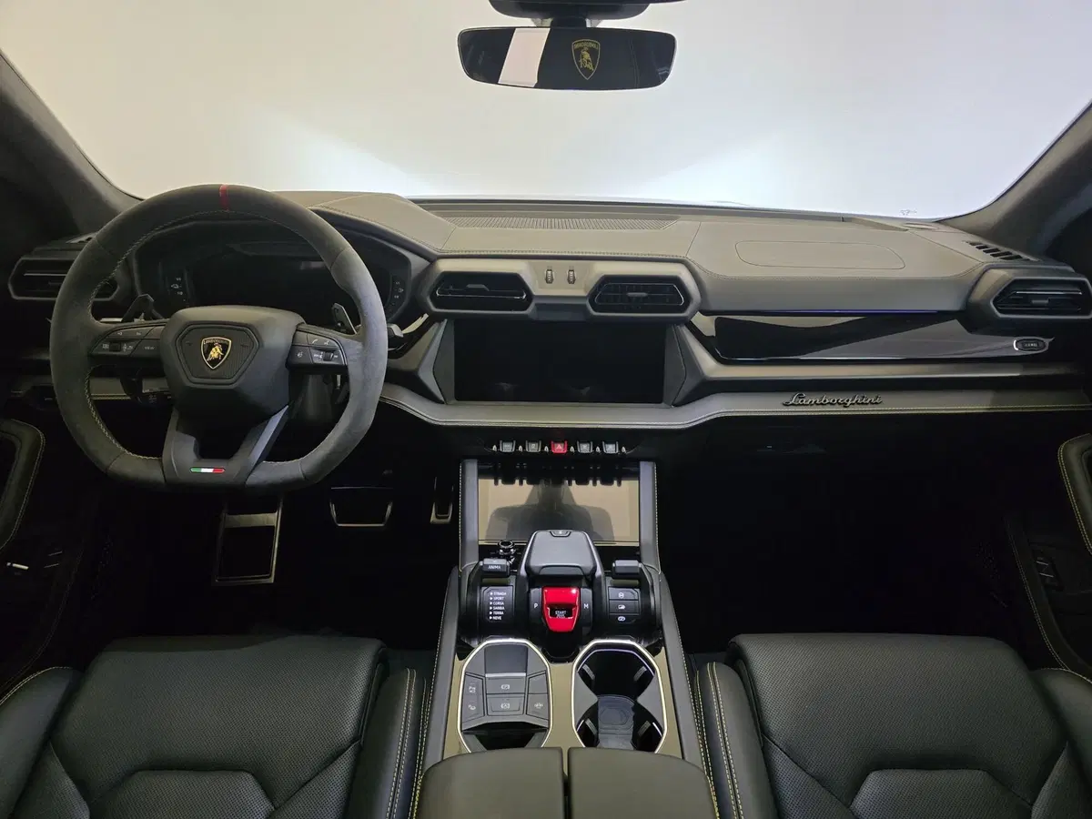 Lamborghini Urus usata a Bologna (7)